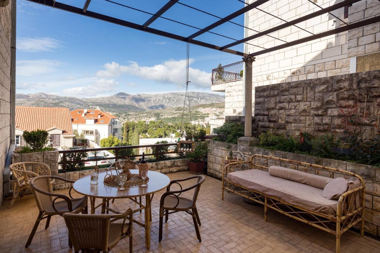 Big Terrace Apartment *
